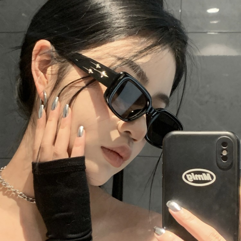 Women'S Fashion Eyewear - レトロ Y2K スタイル小さな正方形サングラス女性子猫眼サングラスファッションカラフルなミラーゴーグル男性パンクスポーツサングラス