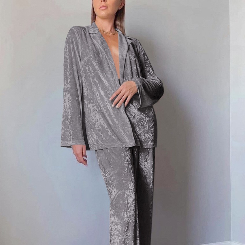 女性用 2 ピース セット クラッシュ ベルベット パジャマ - Velvet Blazer Women のレビューと価格