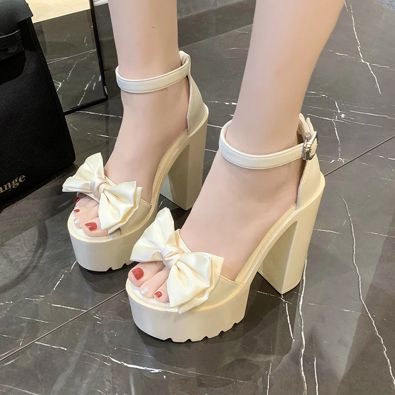 女性サンダル 2025 新しい夏の靴トレンド黒、白ファッショ - Women Fashion Korean のレビューと価格