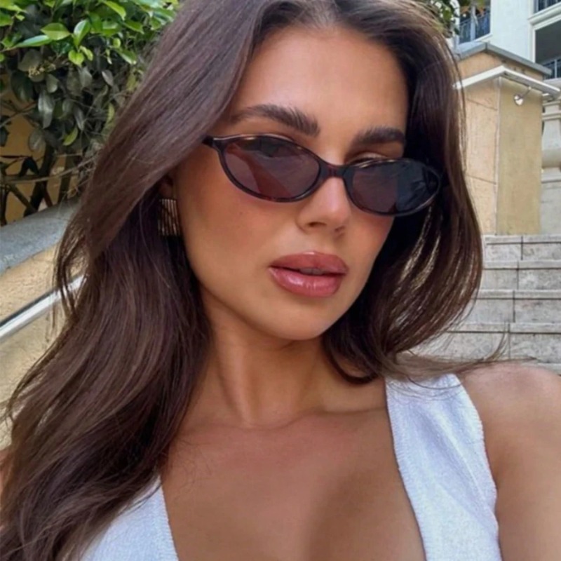 レトロオーバルフレームサングラスファッション女性トレンディな - Women'S Fashion Eyewear のレビューと価格