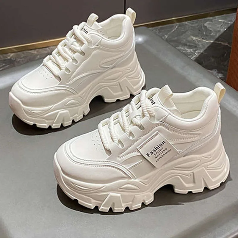 新作ファッションプラットフォームスニーカー　内側身長アップ8 - Sneakers Fashion Women のレビューと価格