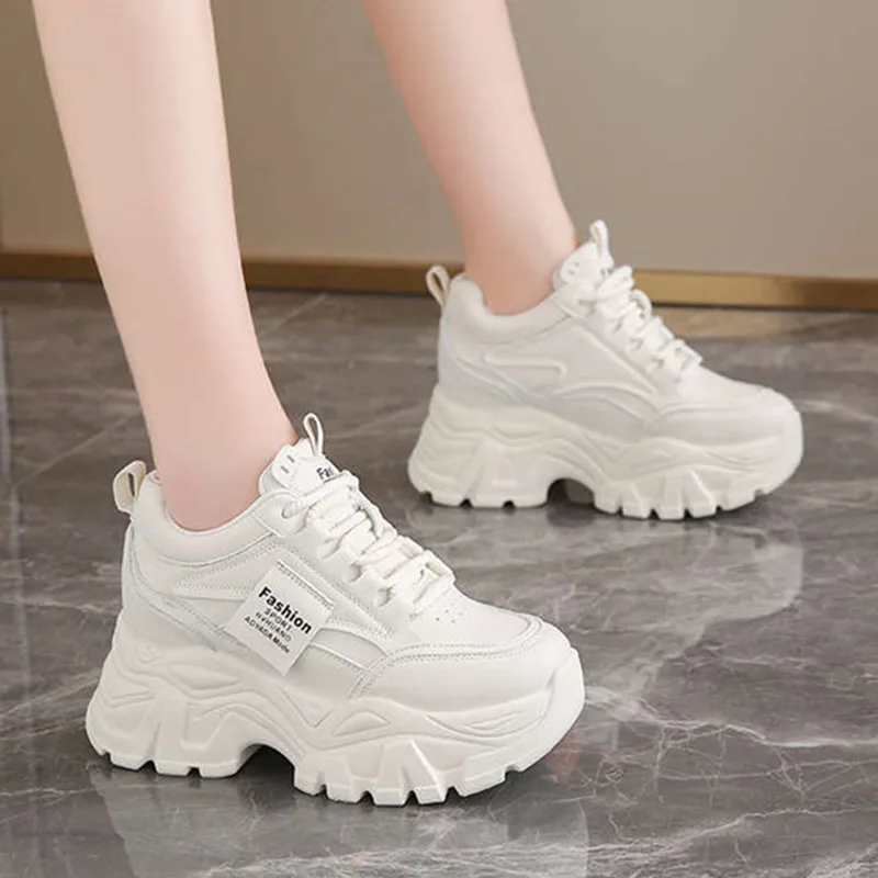 新作ファッションプラットフォームスニーカー　内側身長アップ8 - Sneakers Fashion Women のレビューと価格