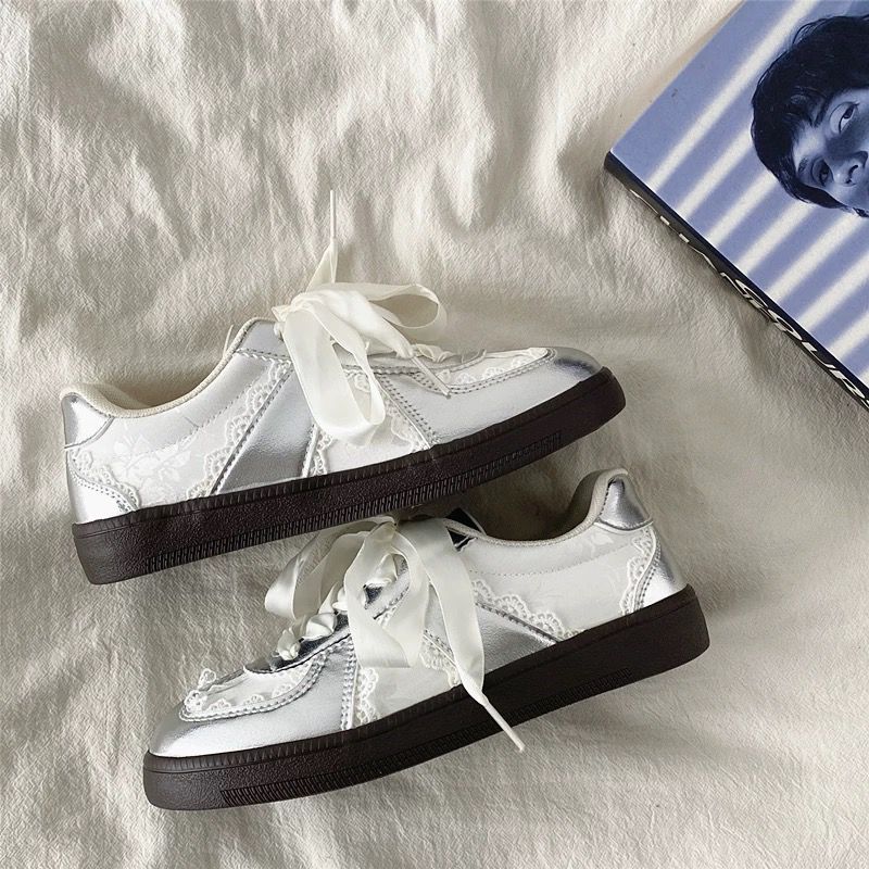 レディーススニーカー 高級ブランド カジュアルシューズ 軽量 - Sneakers Fashion Women のレビューと価格