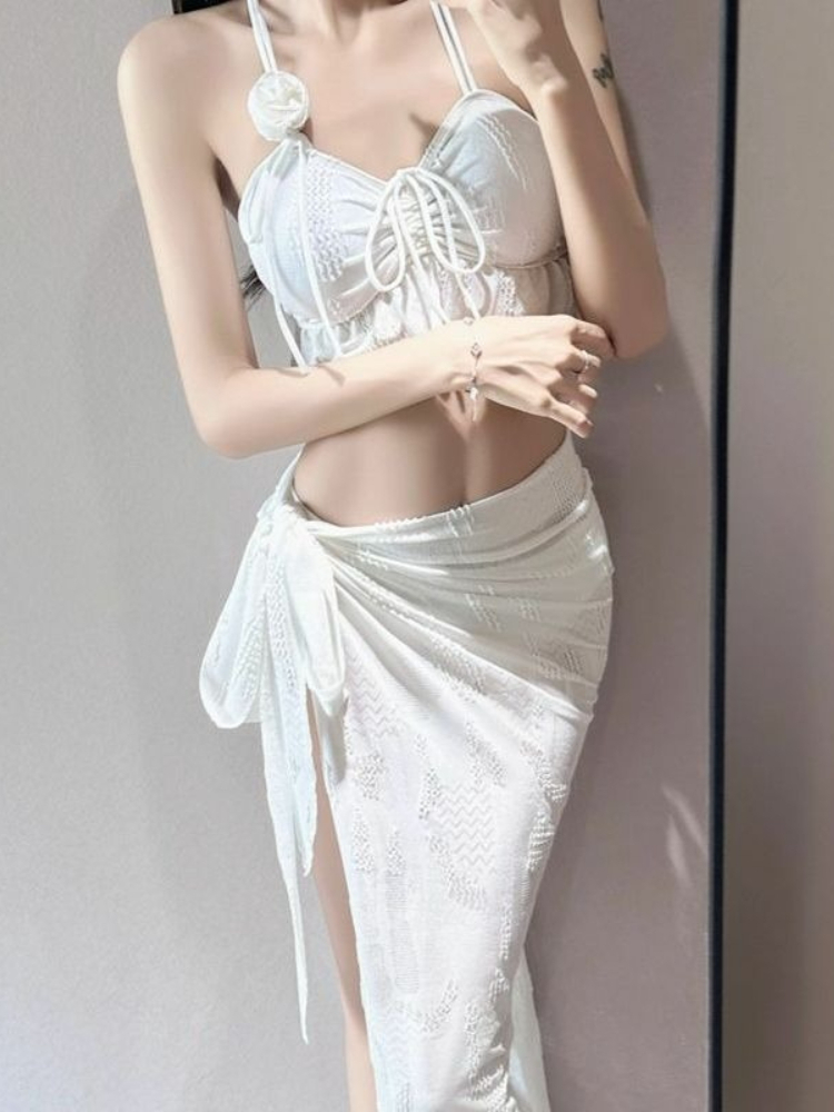 レディース花柄ツーピース水着ファッションカットアウトパッド入 - Women Fashion Outfits のレビューと価格