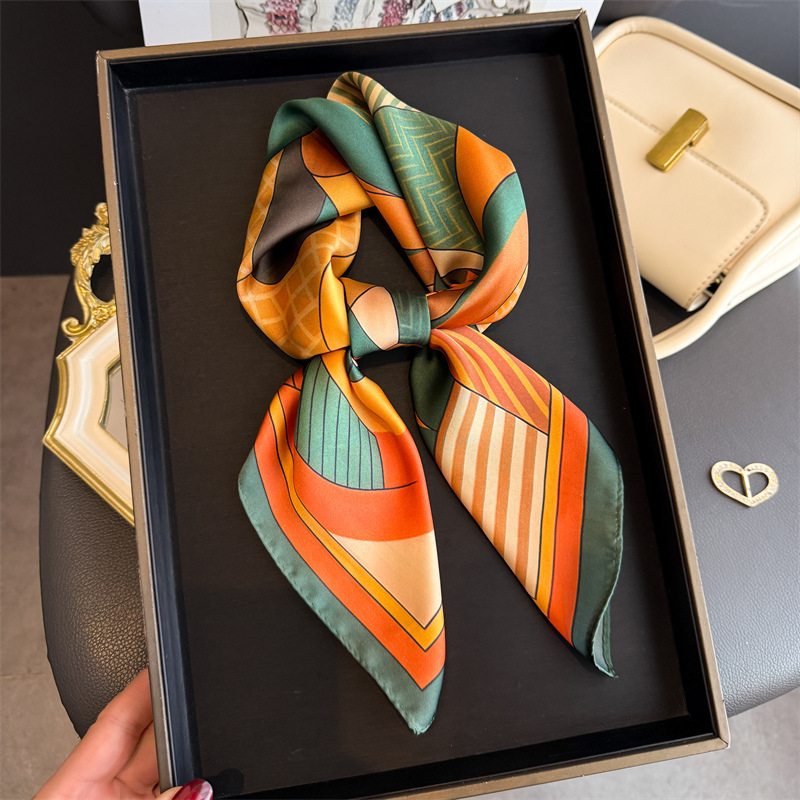 2026 新幾何学プリントシルクスクエアスカーフ女性装飾ネク - Women Fashion Necktie のレビューと価格
